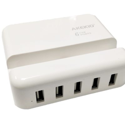 Geeko 5-Port USB Travel Charger with Apple Lightning Cradle